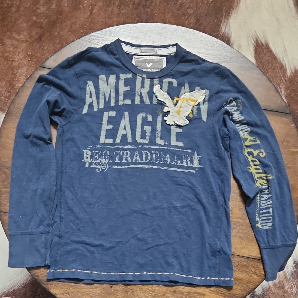 American Eagle Outfitters Navy Long Sleeve Tee